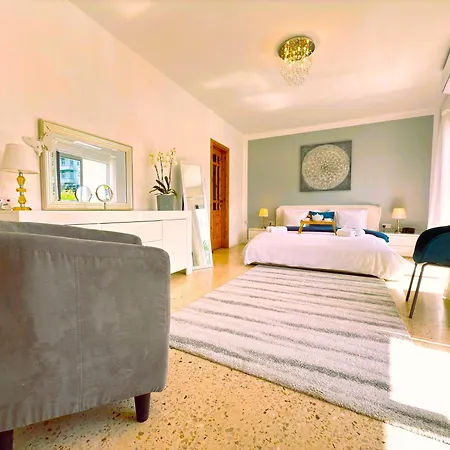 Close To Unique & Cozy 3 Balconies Country Views 公寓 梅利哈